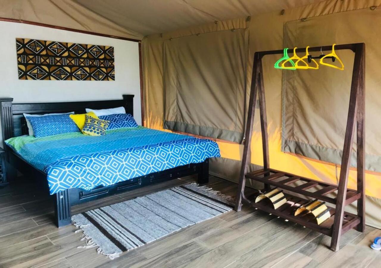 Oldonyo Orok Lodge Kajiado ภายนอก รูปภาพ
