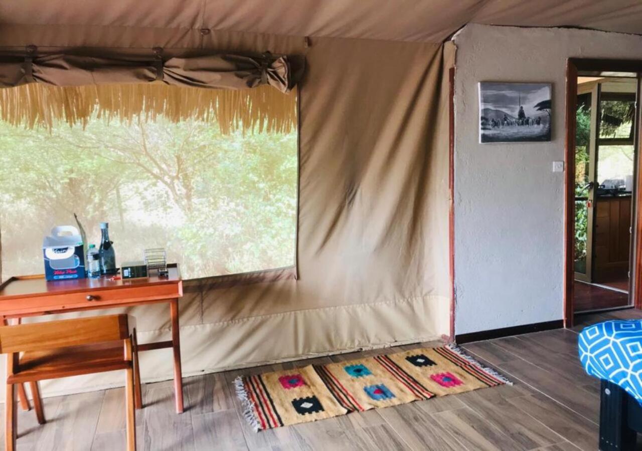 Oldonyo Orok Lodge Kajiado ภายนอก รูปภาพ