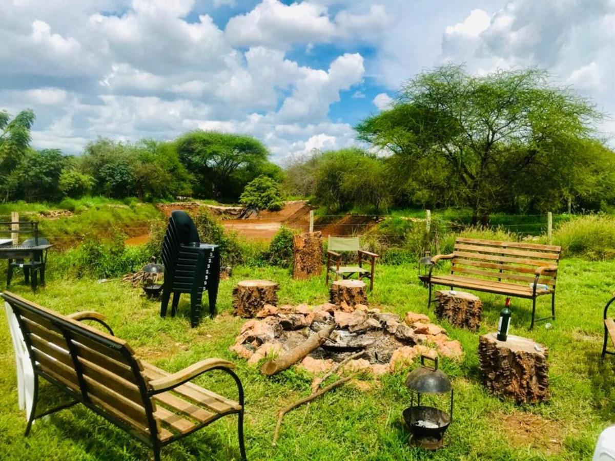 Oldonyo Orok Lodge Kajiado ภายนอก รูปภาพ