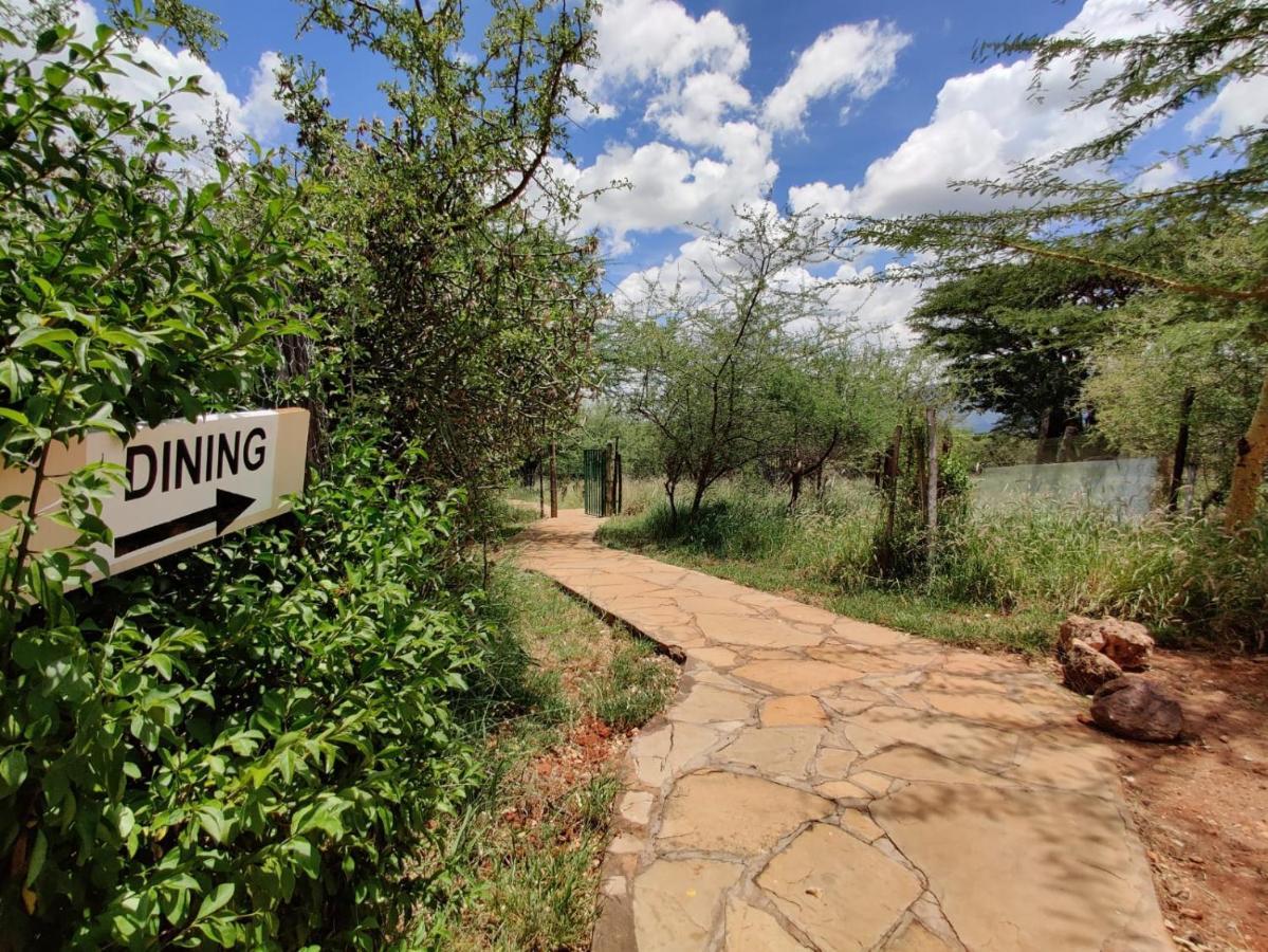 Oldonyo Orok Lodge Kajiado ภายนอก รูปภาพ