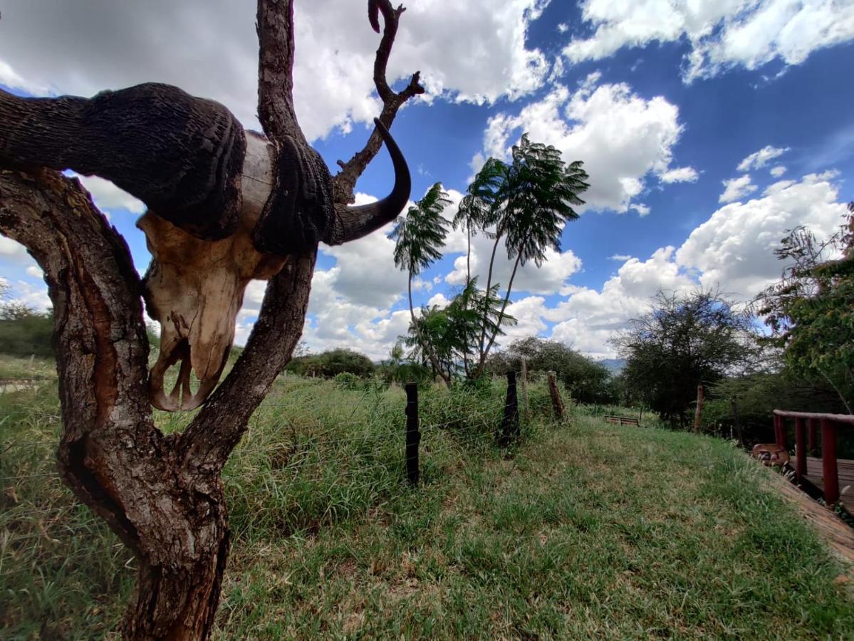 Oldonyo Orok Lodge Kajiado ภายนอก รูปภาพ