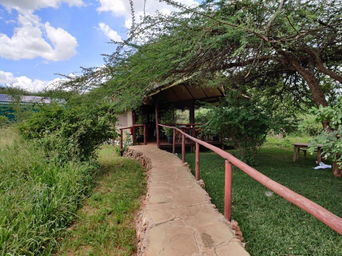 Oldonyo Orok Lodge Kajiado ภายนอก รูปภาพ