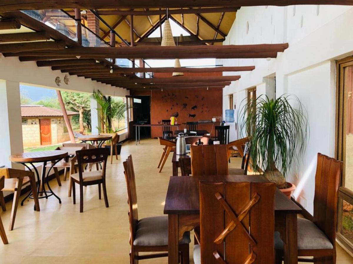 Oldonyo Orok Lodge Kajiado ภายนอก รูปภาพ