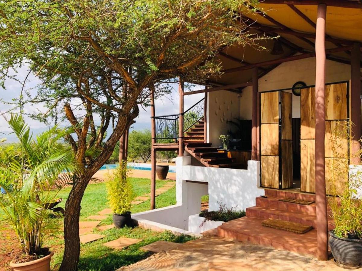 Oldonyo Orok Lodge Kajiado ภายนอก รูปภาพ